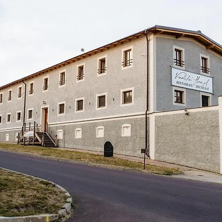 Hanzel Hotel Miroslav (South Moravian)