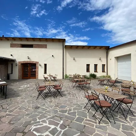 Hanzel Hotel Miroslav (South Moravian)